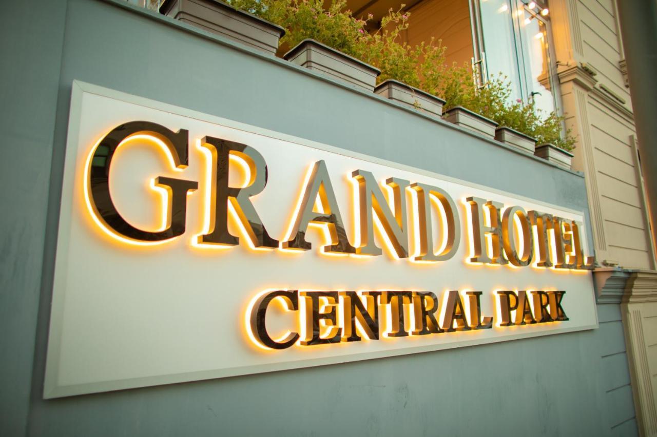 Grand Hotel Baku Central Park Ngoại thất bức ảnh